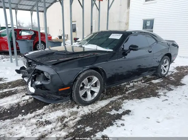 2C3CDZAG0KH525290 2019 DODGE CHALLENGER - Image 2