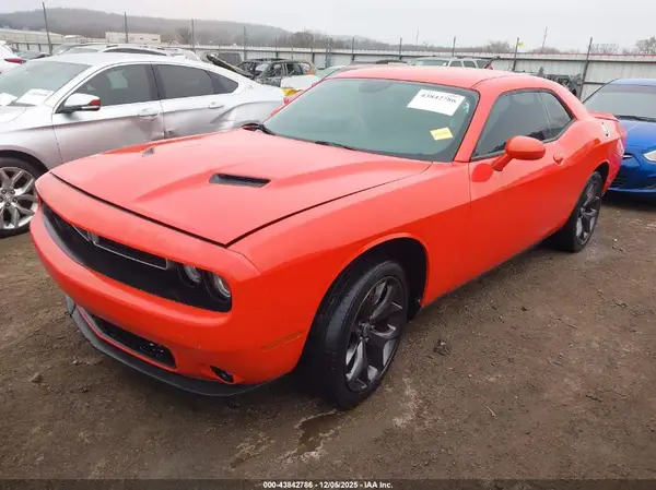 2C3CDZAG0KH532112 2019 DODGE CHALLENGER - Image 2