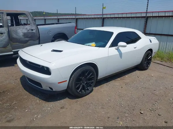2C3CDZAG0KH571489 2019 DODGE CHALLENGER - Image 2