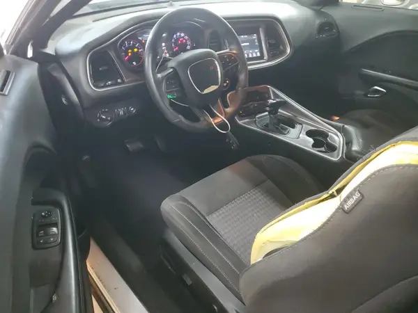 2C3CDZAG0KH574652 2019 DODGE CHALLENGER - Image 8