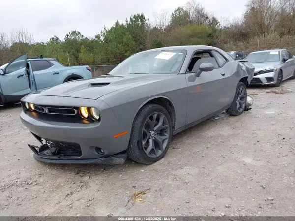 2C3CDZAG0KH604104 2019 DODGE CHALLENGER - Image 2