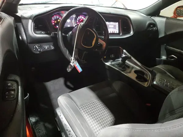 2C3CDZAG0KH613837 2019 DODGE CHALLENGER - Image 8