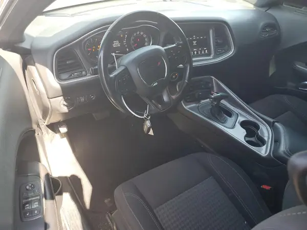 2C3CDZAG0KH669695 2019 DODGE CHALLENGER - Image 8