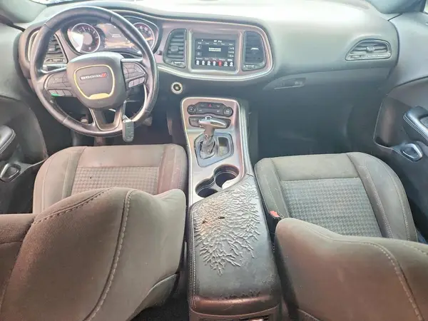 2C3CDZAG0KH675058 2019 DODGE CHALLENGER - Image 8