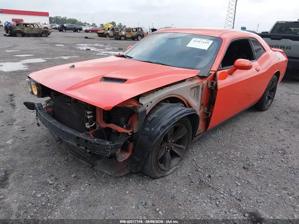 2C3CDZAG0KH679823 2019 DODGE CHALLENGER - Image 2