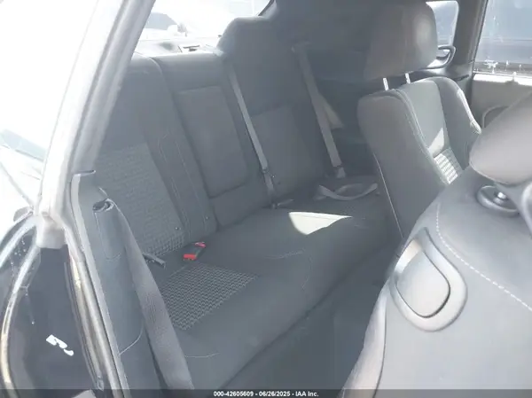 2C3CDZAG0KH680177 2019 DODGE CHALLENGER - Image 8