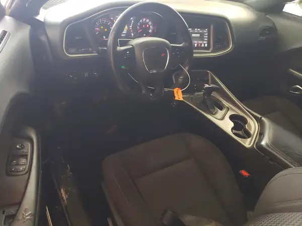 2C3CDZAG0KH688179 2019 DODGE CHALLENGER - Image 8