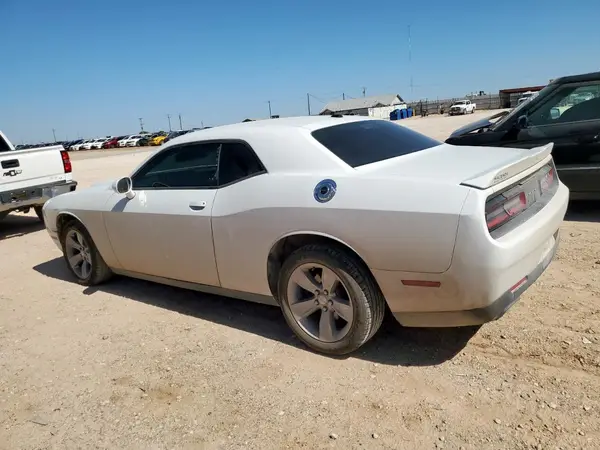 2C3CDZAG0KH712688 2019 DODGE CHALLENGER - Image 2