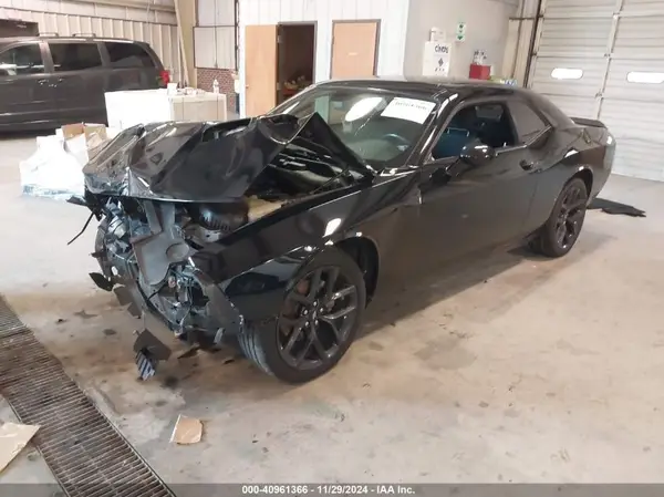 2C3CDZAG0KH743939 2019 DODGE CHALLENGER - Image 2