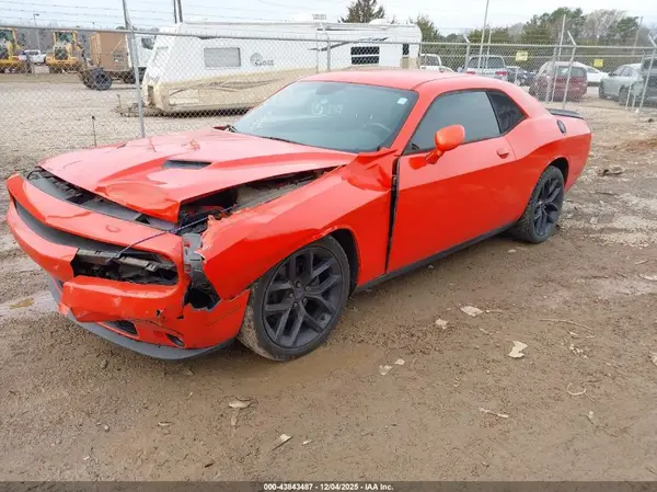 2C3CDZAG0LH105899 2020 DODGE CHALLENGER - Image 2