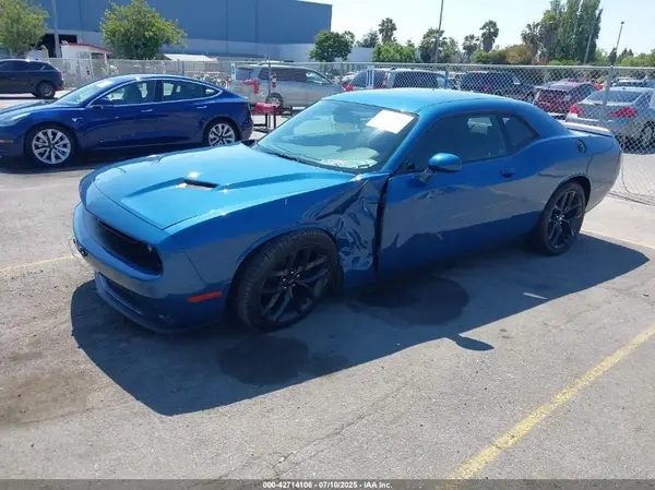 2C3CDZAG0LH151202 2020 DODGE CHALLENGER - Image 2
