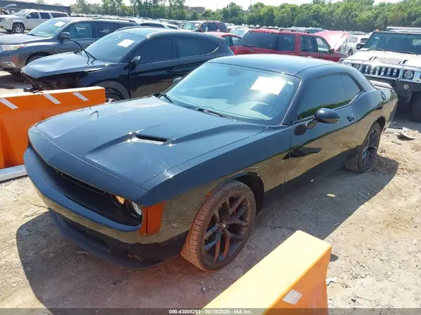 2C3CDZAG0LH201905 2020 DODGE CHALLENGER - Image 2