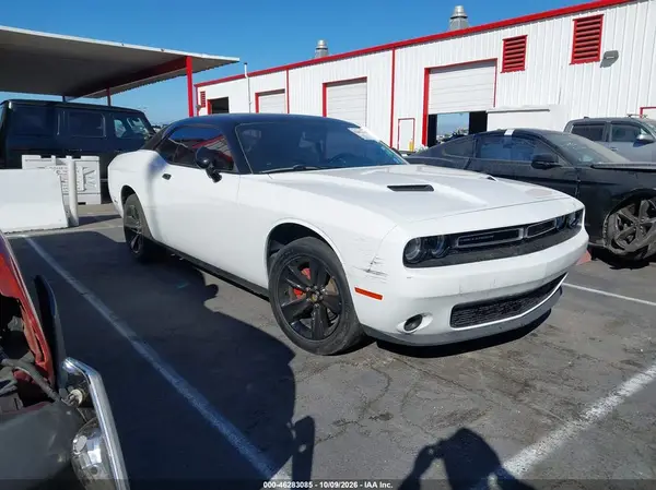 2C3CDZAG0LH214475 2020 DODGE CHALLENGER - Image 1