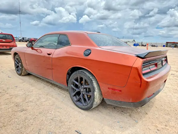 2C3CDZAG0LH218624 2020 DODGE CHALLENGER - Image 2