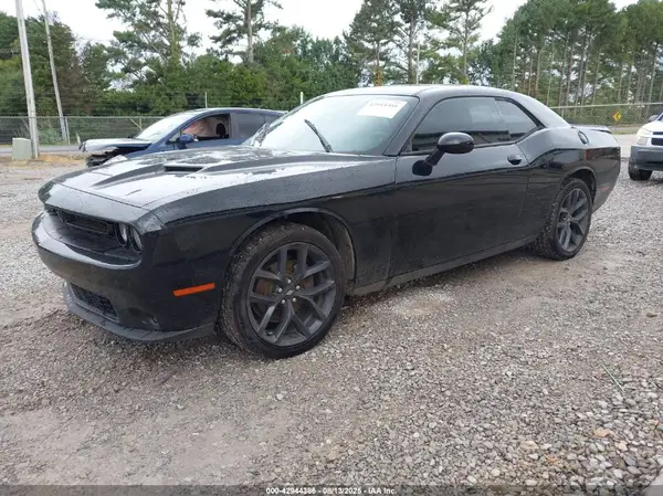 2C3CDZAG0MH510002 2021 DODGE CHALLENGER - Image 2