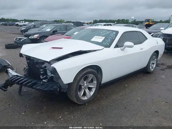 2C3CDZAG0MH542478 2021 DODGE CHALLENGER - Image 2