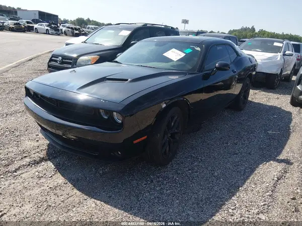 2C3CDZAG0MH552430 2021 DODGE CHALLENGER - Image 2