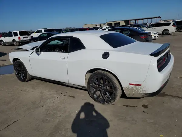 2C3CDZAG0MH573598 2021 DODGE CHALLENGER - Image 2