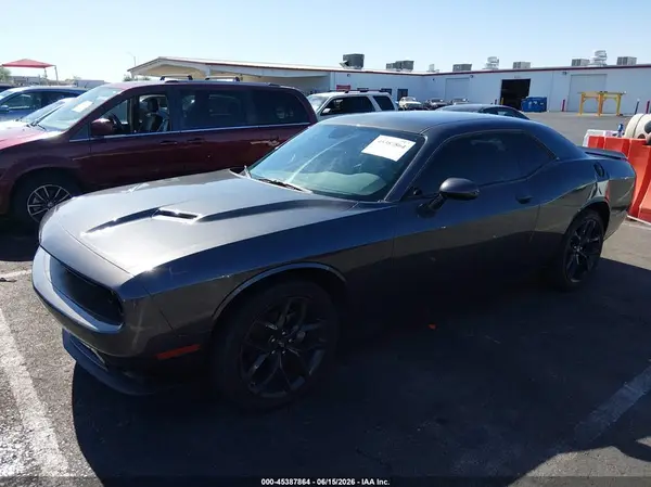 2C3CDZAG0NH132068 2022 DODGE CHALLENGER - Image 2