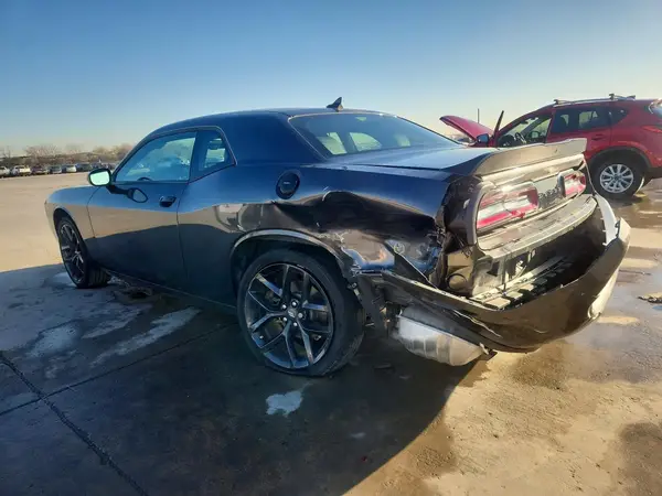 2C3CDZAG0NH137495 2022 DODGE CHALLENGER - Image 2