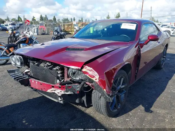 2C3CDZAG0NH164826 2022 DODGE CHALLENGER - Image 2