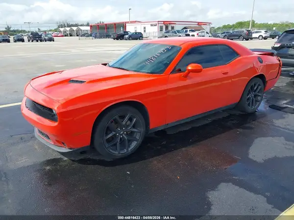 2C3CDZAG0NH238438 2022 DODGE CHALLENGER - Image 2