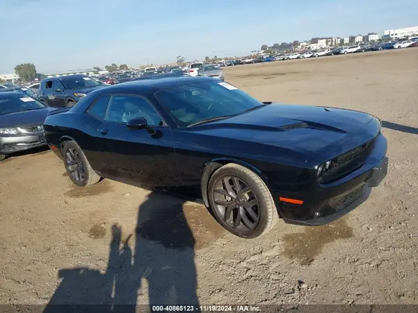 2C3CDZAG0PH597128 2023 DODGE CHALLENGER - Image 1