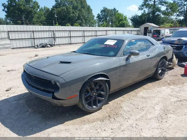 2C3CDZAG0PH645355 2023 DODGE CHALLENGER - Image 2