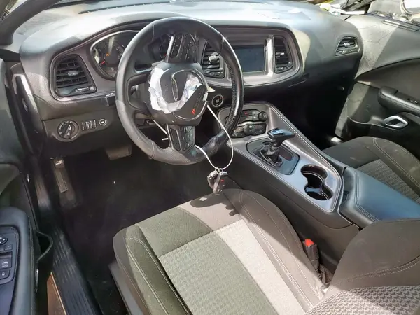 2C3CDZAG0PH696130 2023 DODGE CHALLENGER - Image 8