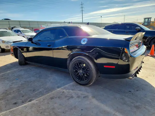 2C3CDZAG1GH149416 2016 DODGE CHALLENGER - Image 2
