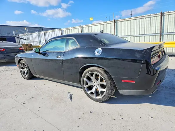 2C3CDZAG1GH158505 2016 DODGE CHALLENGER - Image 2