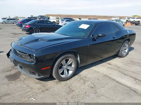 2C3CDZAG1GH195392 2016 DODGE CHALLENGER - Image 2