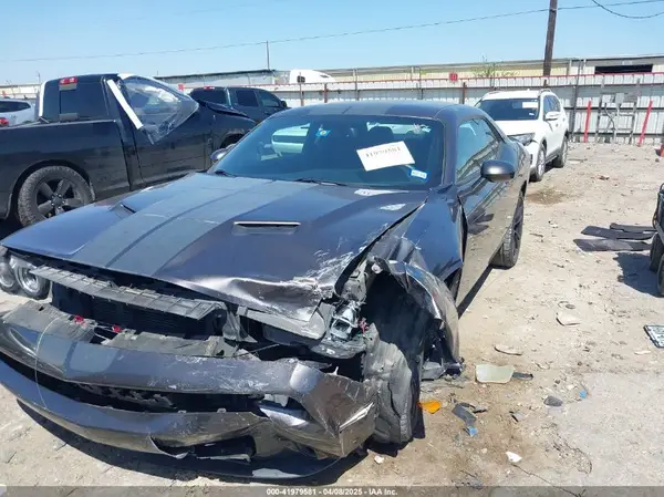 2C3CDZAG1GH202650 2016 DODGE CHALLENGER - Image 2