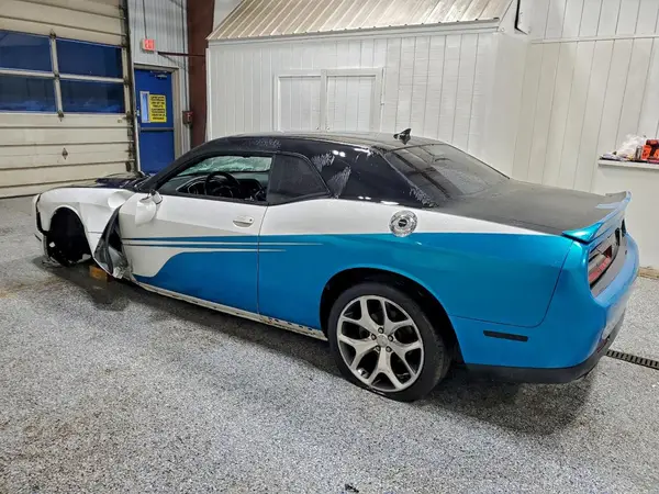 2C3CDZAG1GH218315 2016 DODGE CHALLENGER - Image 2