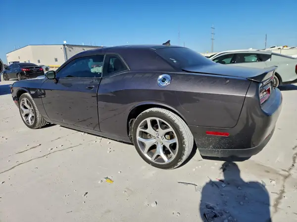 2C3CDZAG1GH237012 2016 DODGE CHALLENGER - Image 2