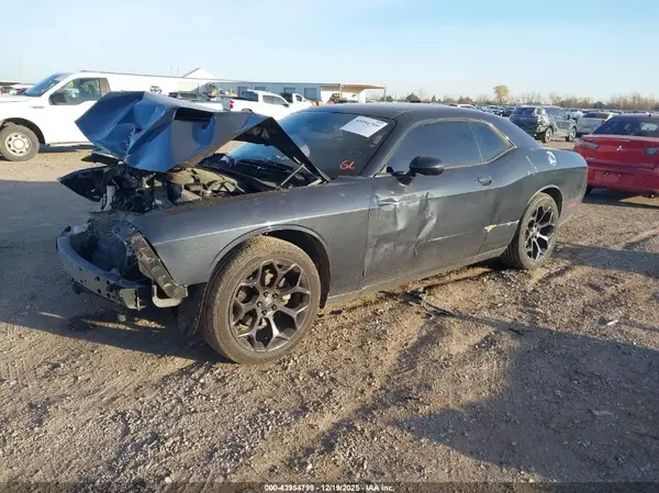 2C3CDZAG1GH245594 2016 DODGE CHALLENGER - Image 2