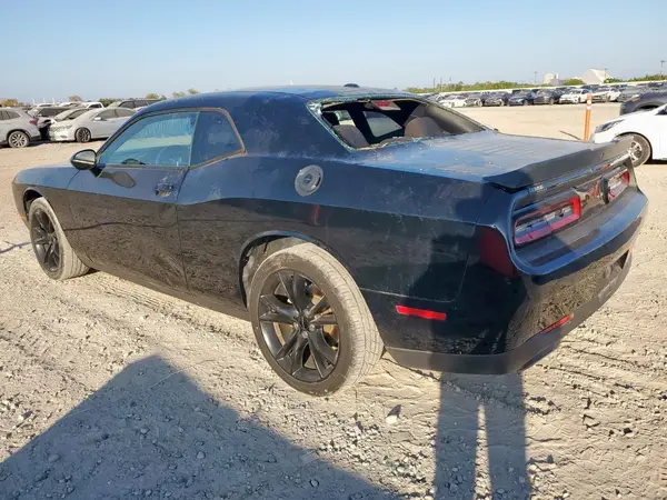 2C3CDZAG1GH279762 2016 DODGE CHALLENGER - Image 2