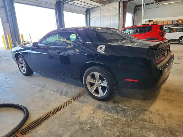 2C3CDZAG1GH285142 2016 DODGE CHALLENGER - Image 2