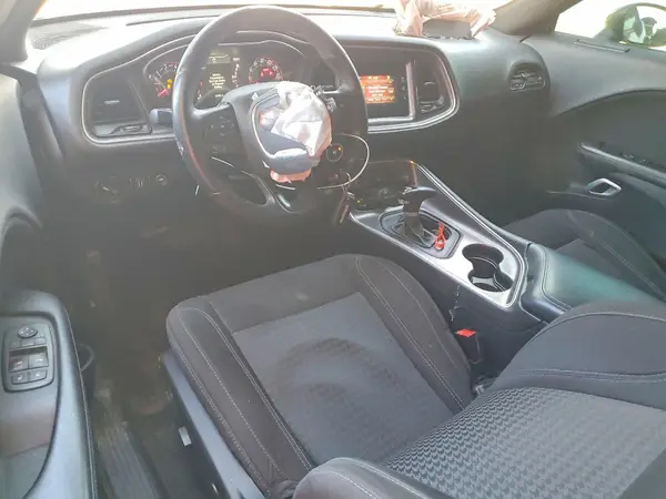 2C3CDZAG1GH289613 2016 DODGE CHALLENGER - Image 8