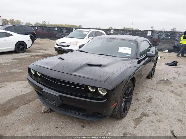 2C3CDZAG1GH290955 2016 DODGE CHALLENGER - Image 2