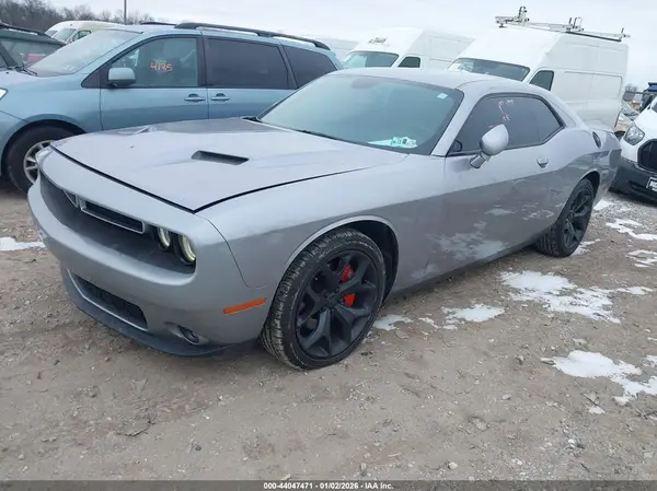 2C3CDZAG1GH309696 2016 DODGE CHALLENGER - Image 2