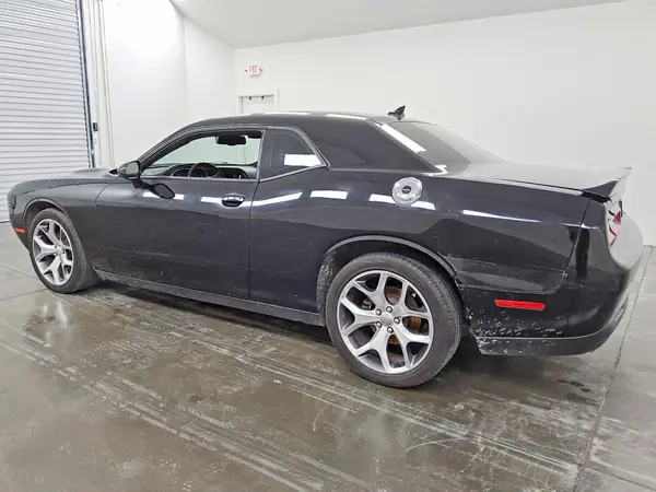 2C3CDZAG1GH322206 2016 DODGE CHALLENGER - Image 2