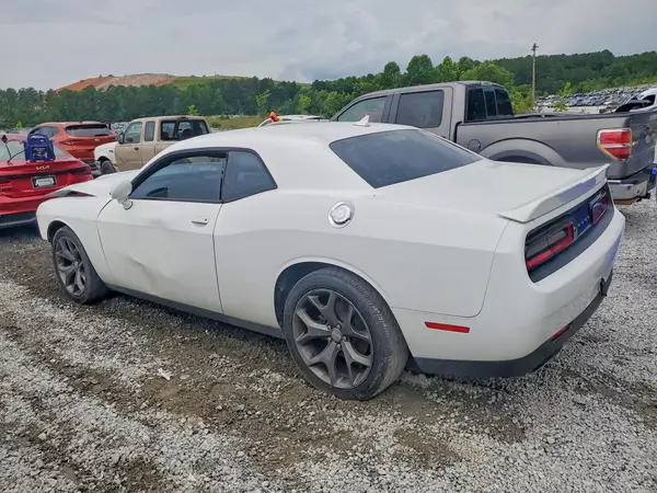 2C3CDZAG1GH330208 2016 DODGE CHALLENGER - Image 2