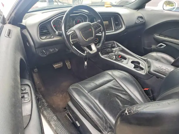 2C3CDZAG1GH330208 2016 DODGE CHALLENGER - Image 8