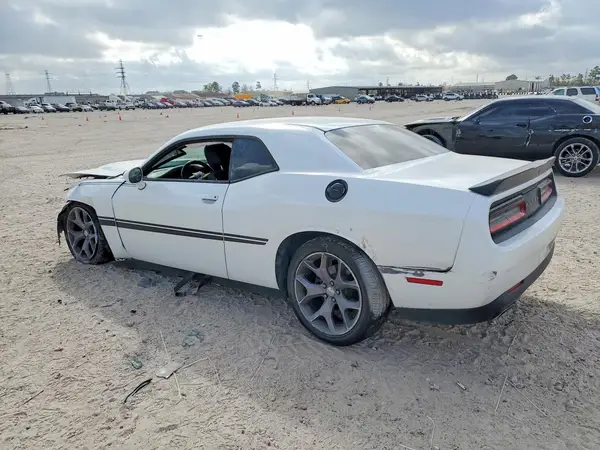 2C3CDZAG1GH331519 2016 DODGE CHALLENGER - Image 2