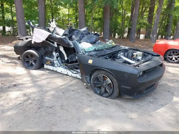 2C3CDZAG1GH345484 2016 DODGE CHALLENGER - Image 1