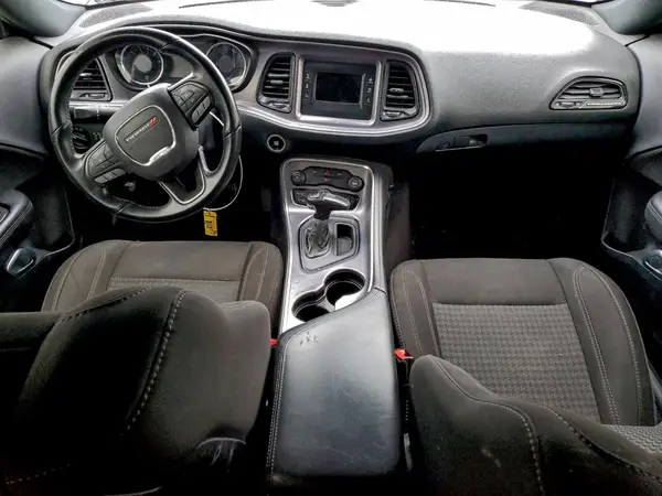 2C3CDZAG1GH352578 2016 DODGE CHALLENGER - Image 8