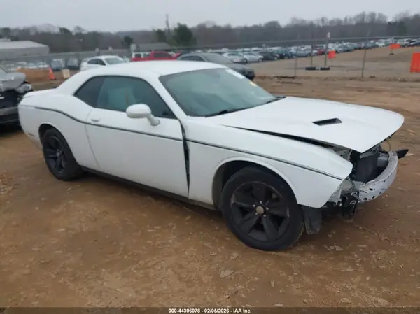 2C3CDZAG1GH352743 2016 DODGE CHALLENGER - Image 1
