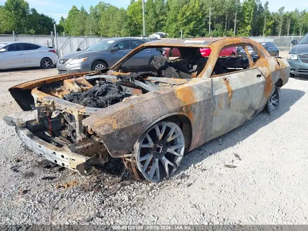 2C3CDZAG1GH352886 2016 DODGE CHALLENGER - Image 2