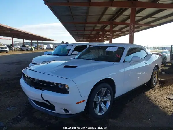 2C3CDZAG1H8514453 2017 DODGE CHALLENGER - Image 2